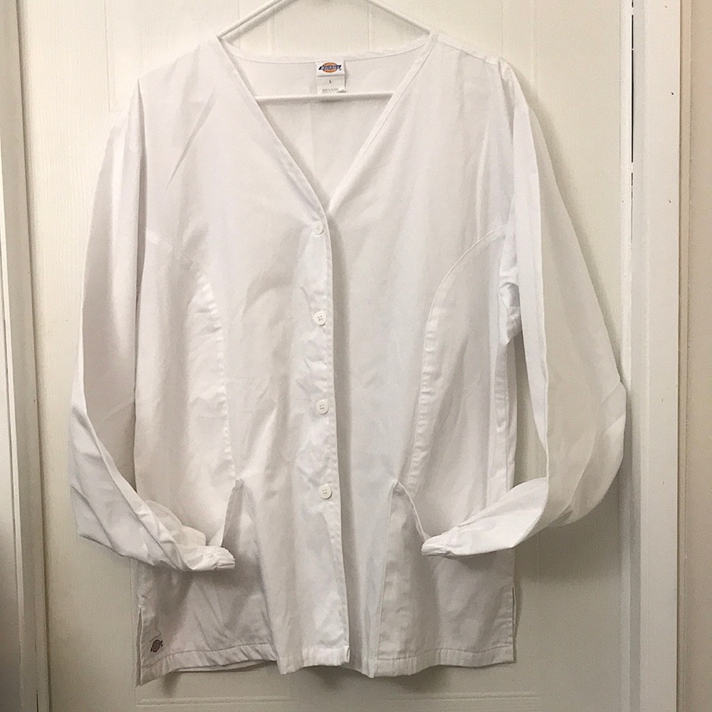 White scrub jacket